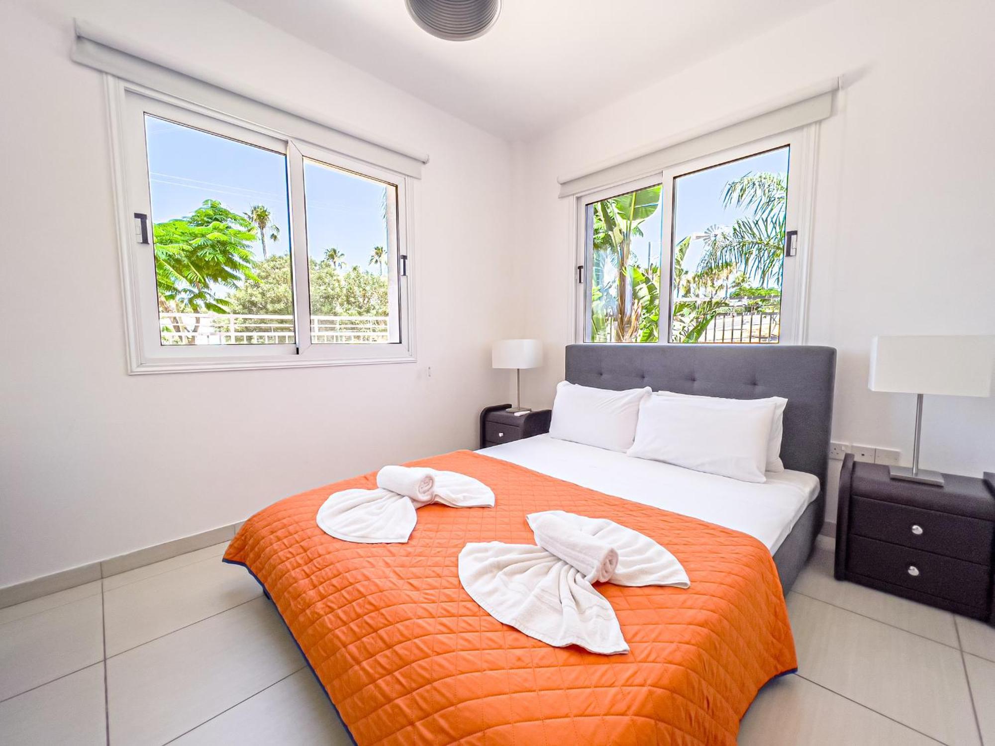 Nissini #4 * Agia Napa